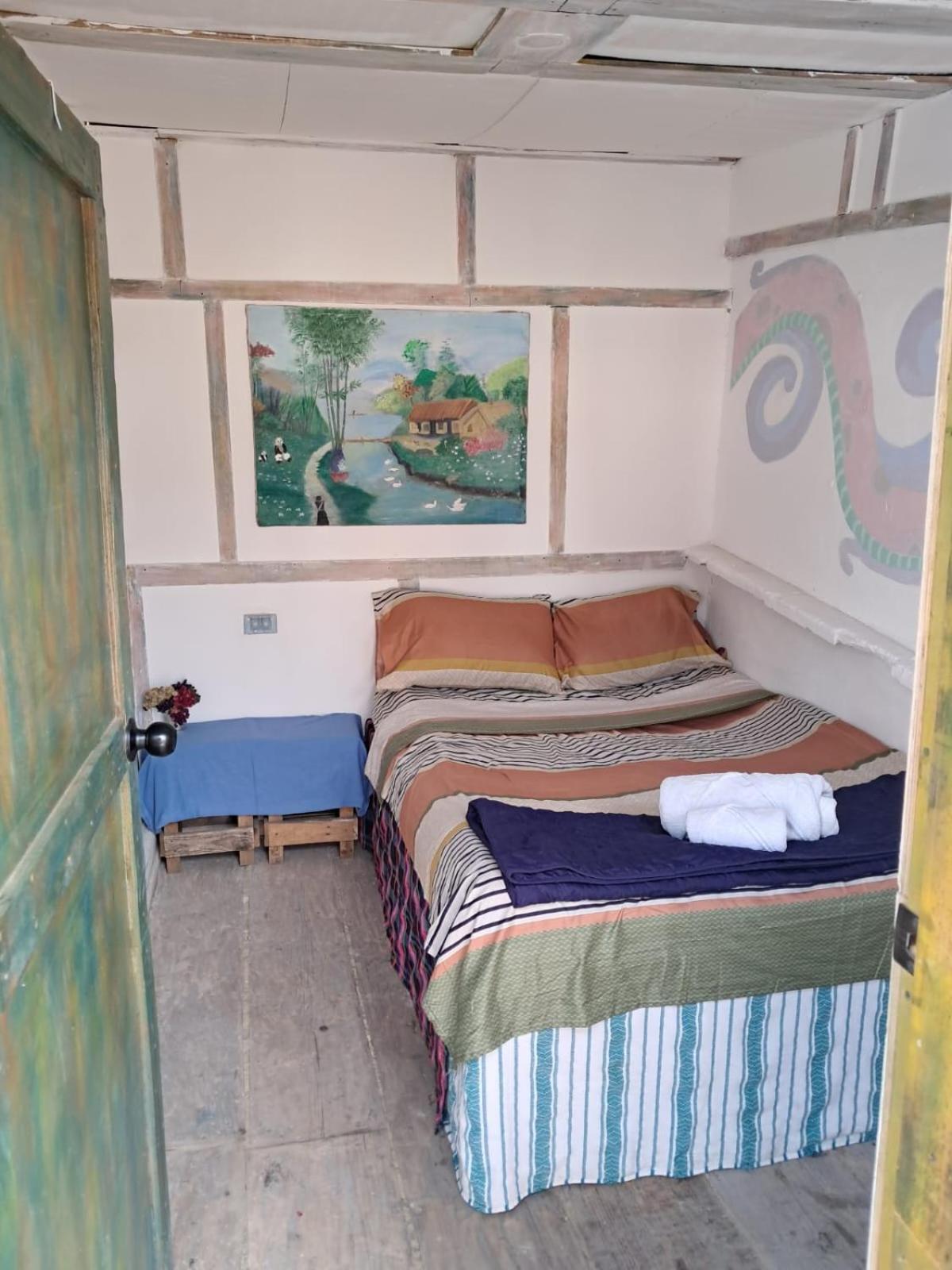 Kamazoztz Hostel And Travel Antigua Esterno foto